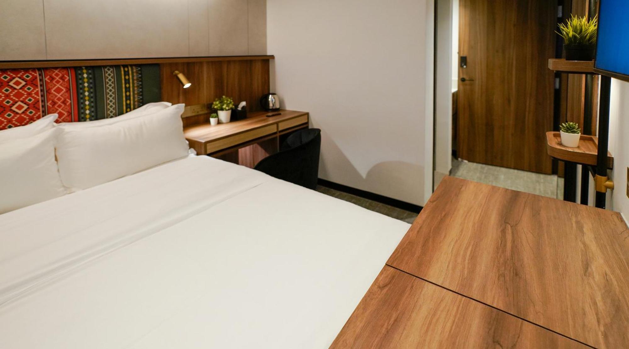 St Signature Bugis Middle 3*