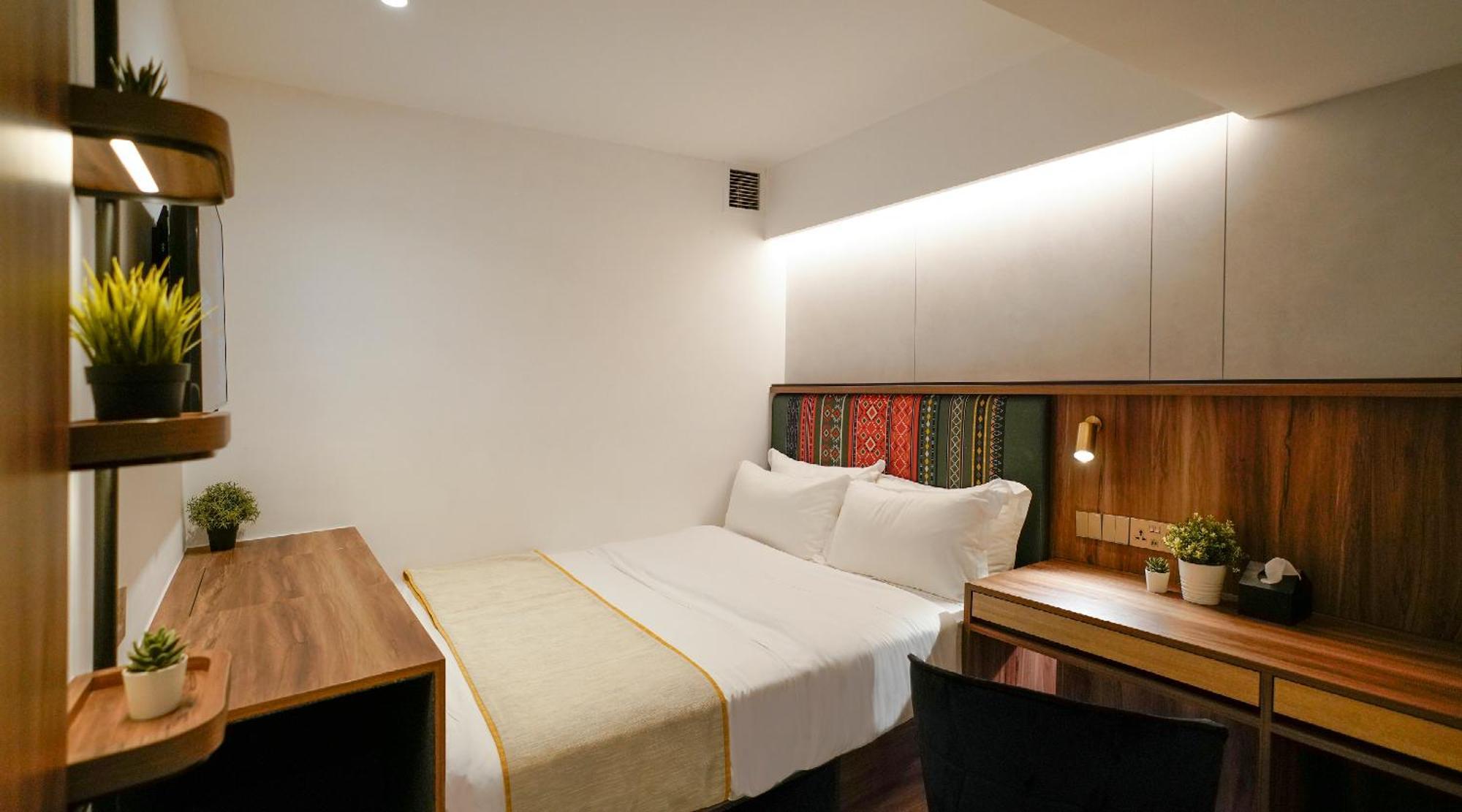 St Signature Bugis Middle 3*