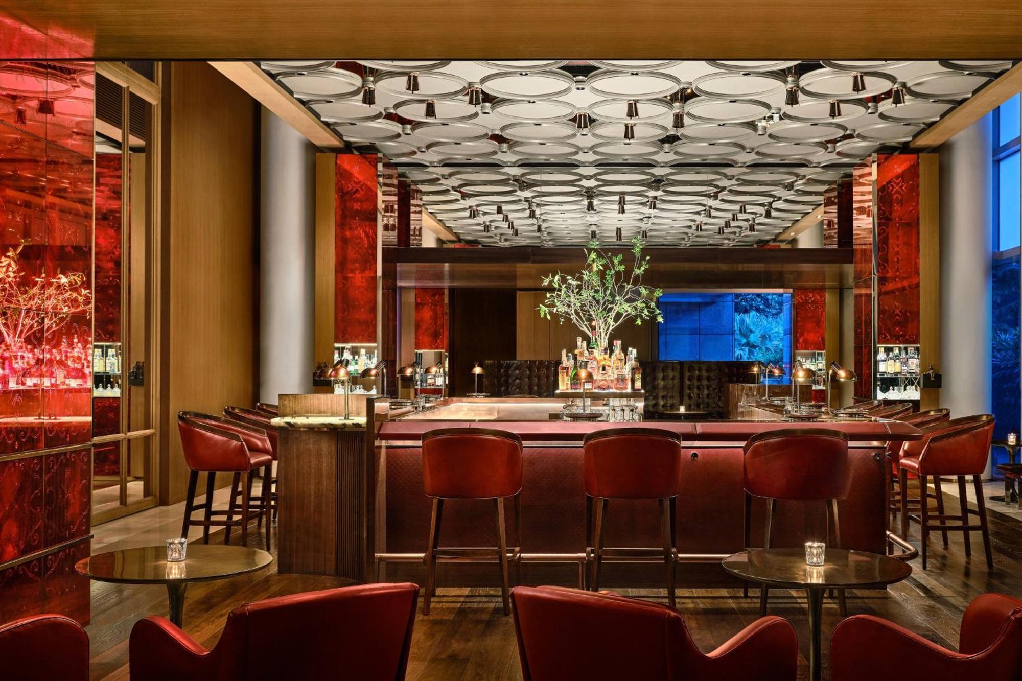 The Ritz-carlton, Millenia Hotel 5*