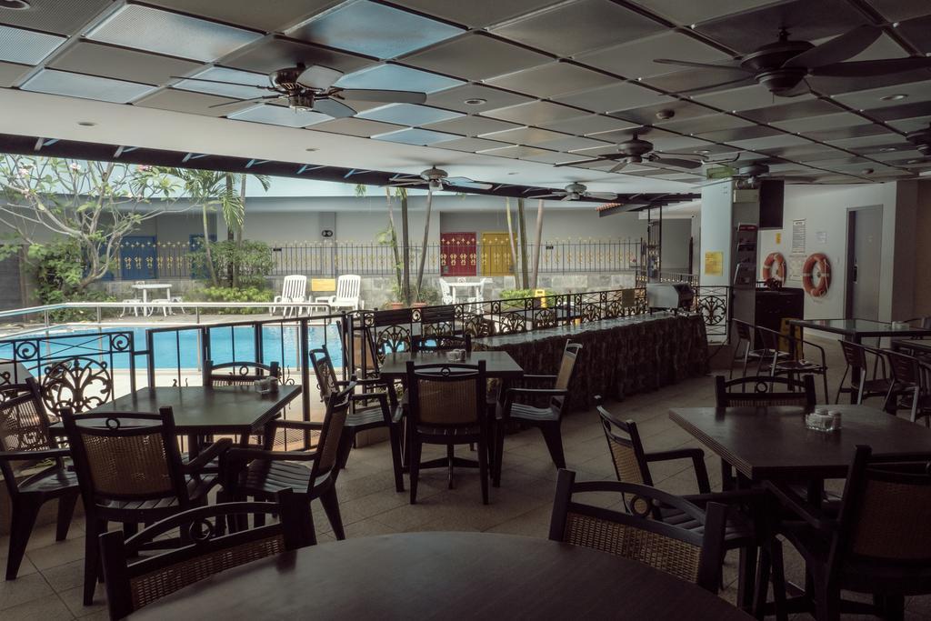 Kihei Hotel 3*