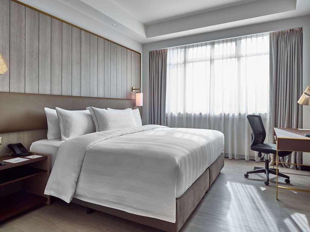 Hotel Novotel On Kitchener