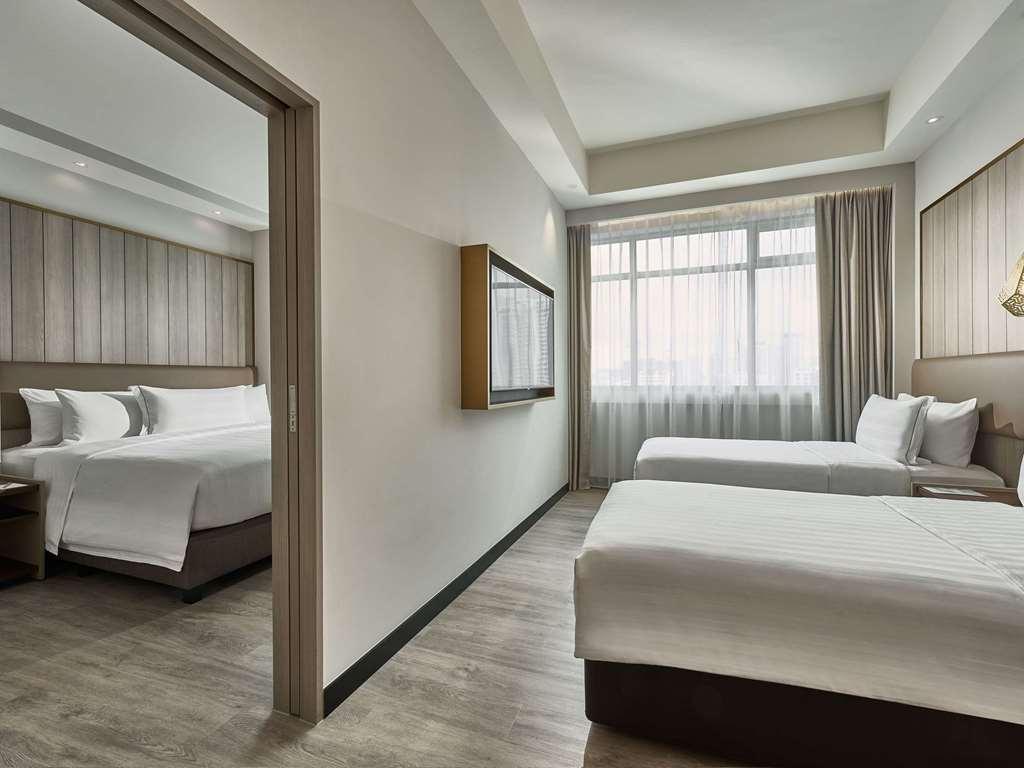 Novotel On Kitchener *