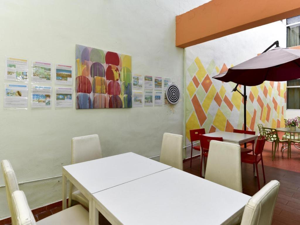 Traveller@sg Hostel Singapore