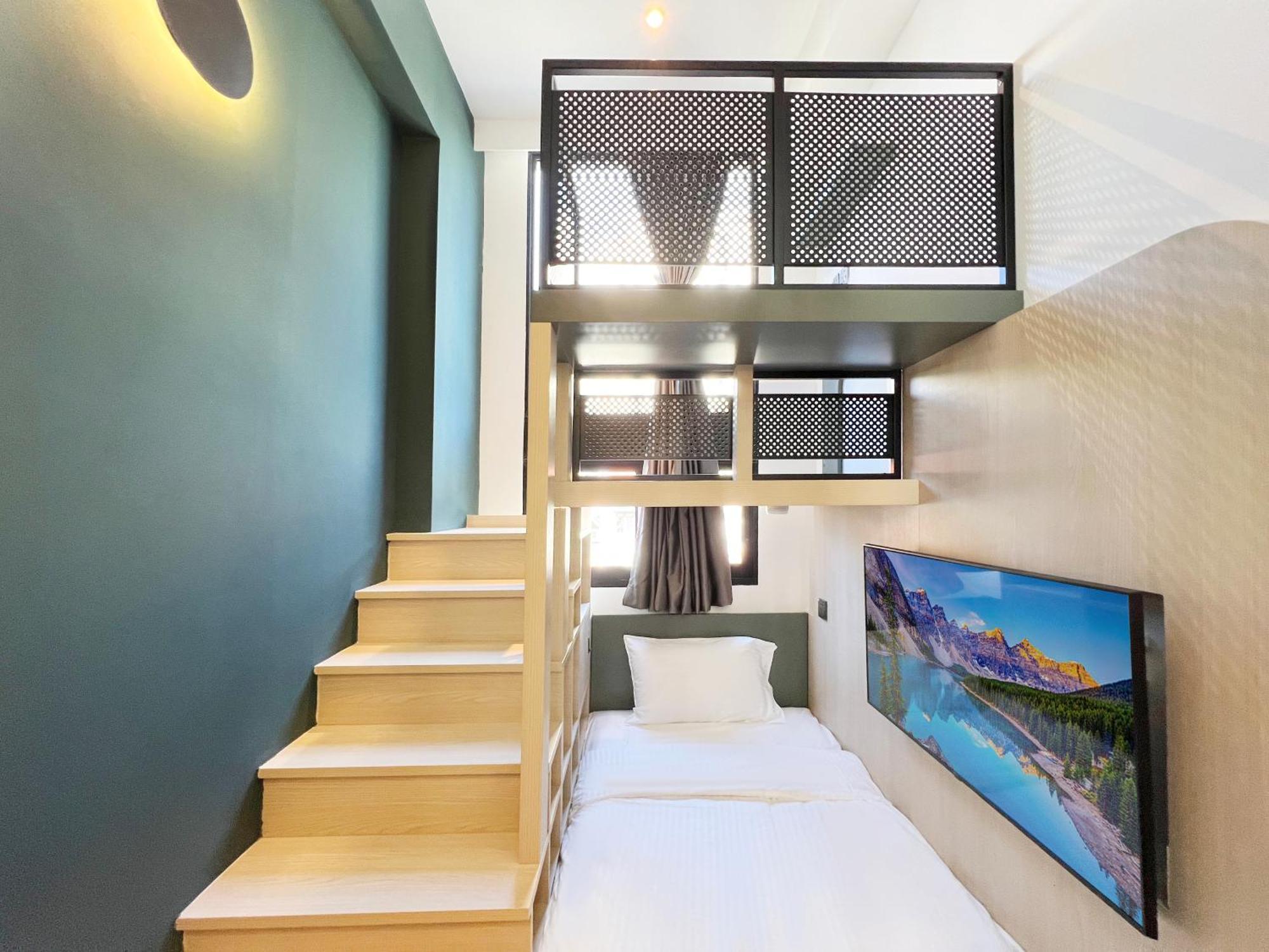 Coliwoo 268 River Valley - Coliving Singapore