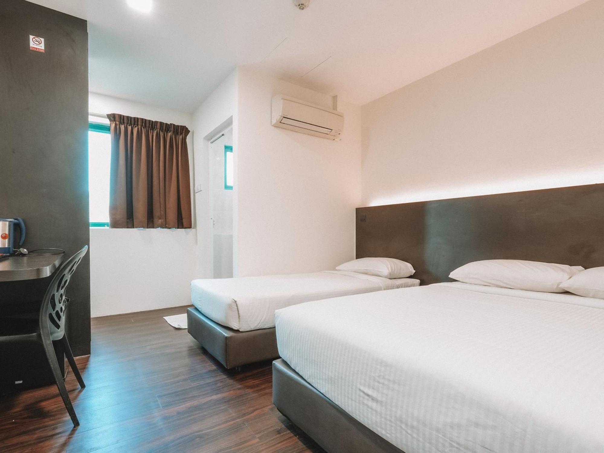 A Desker Hotel