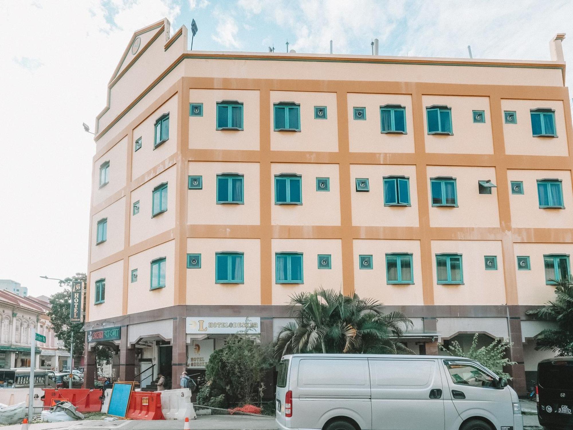 A Desker Hotel