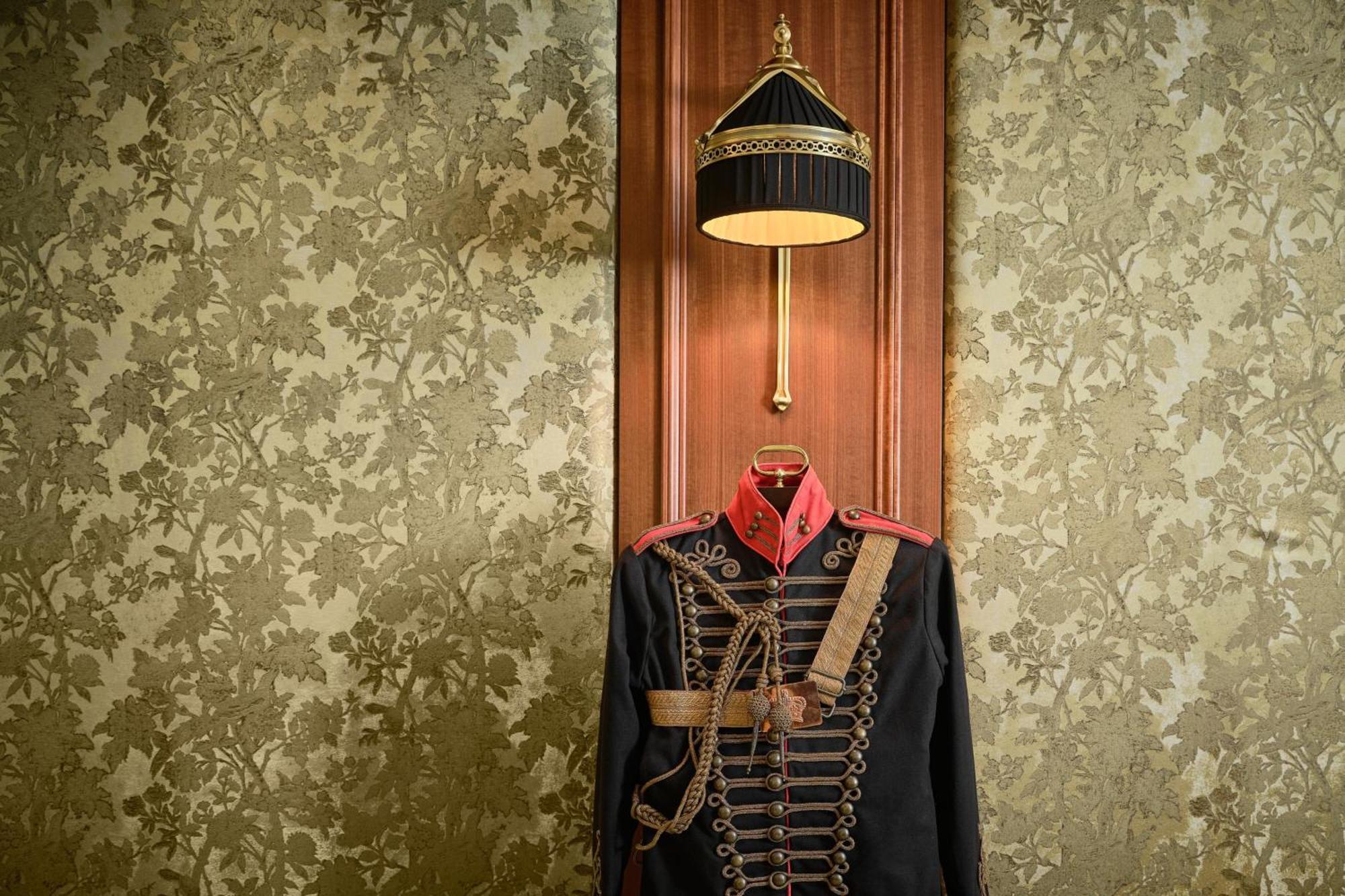 Maxwell Reserve Singapore, Autograph Collection 5*