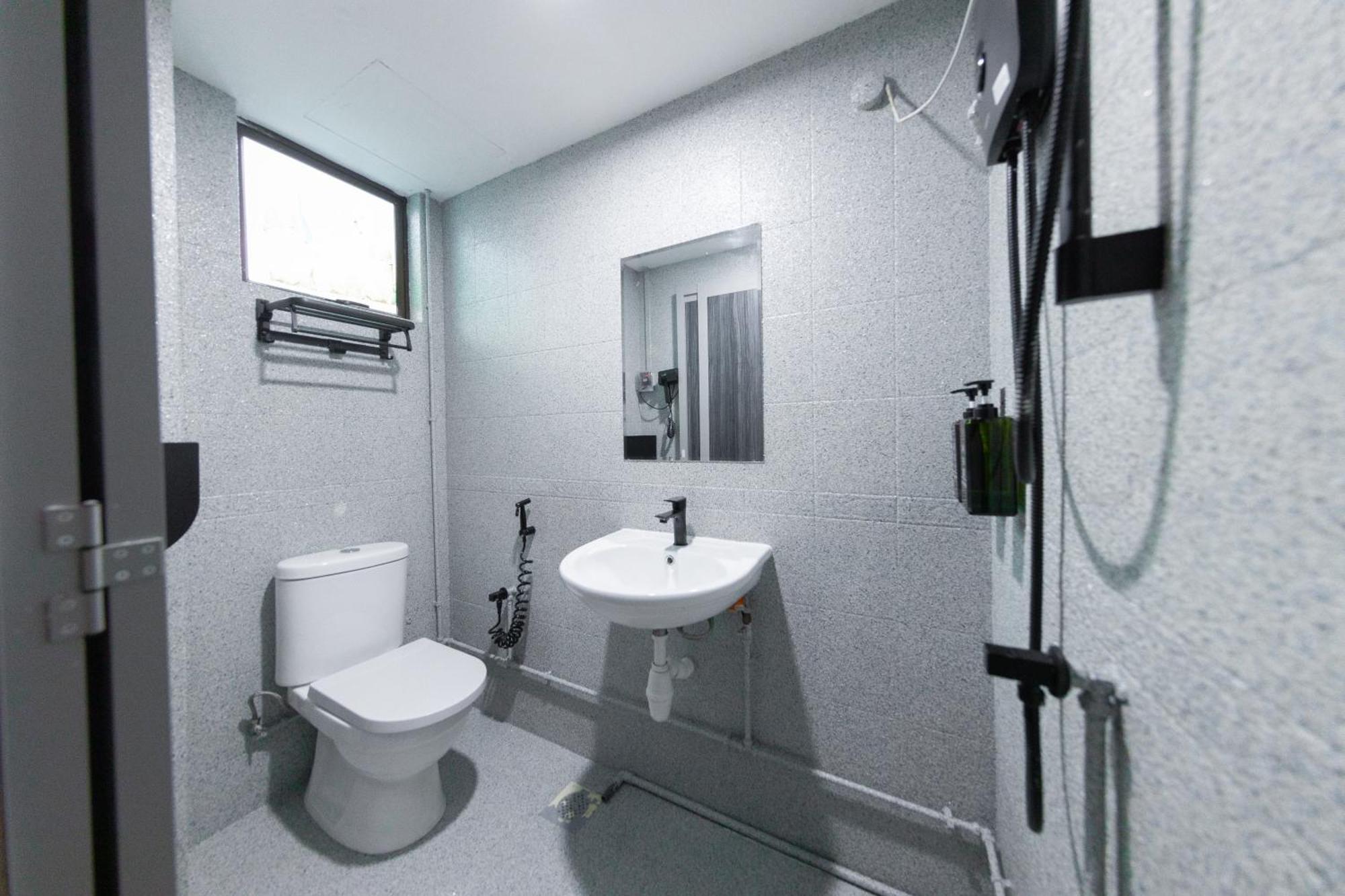 Hostel D'nova Kallang