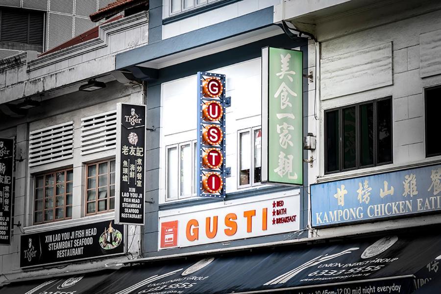 Gusti * Singapore