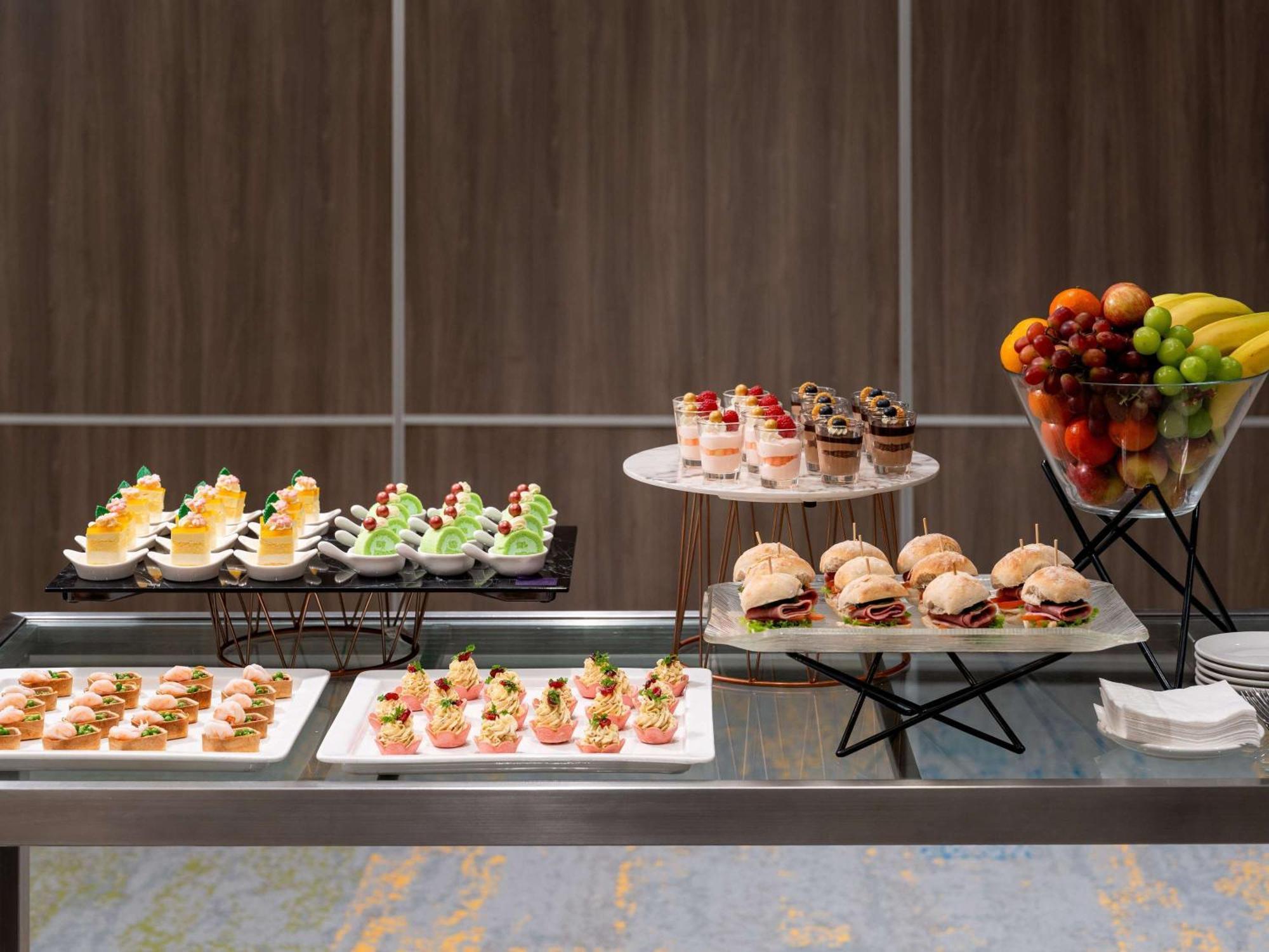 Grand Mercure Roxy Hotel