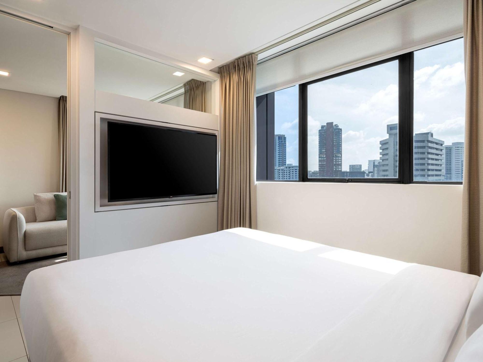 Novotel Living Orchard Aparthotel Singapore