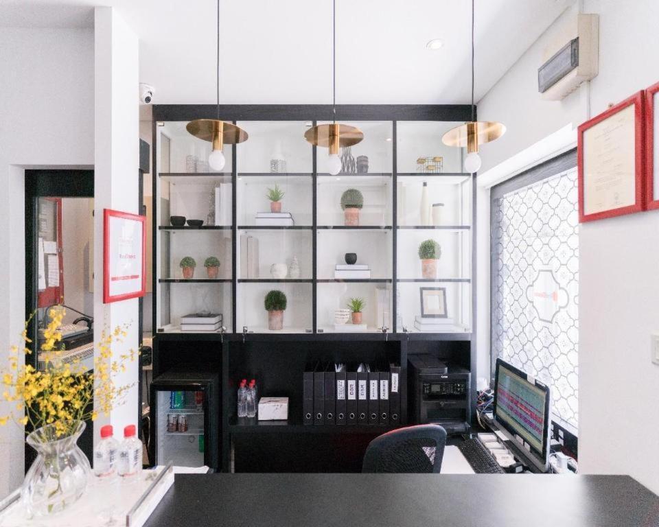 Reddoorz Near Marine Parade 3*
