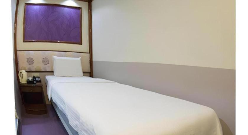 Hotel 165