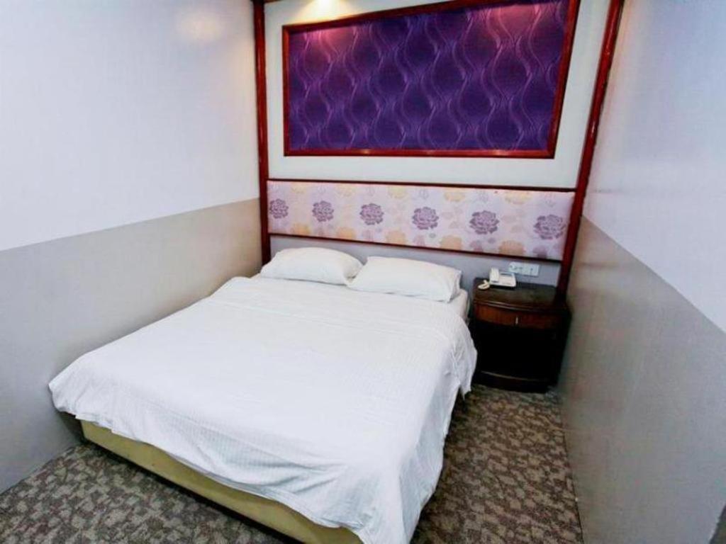 Hotel 165