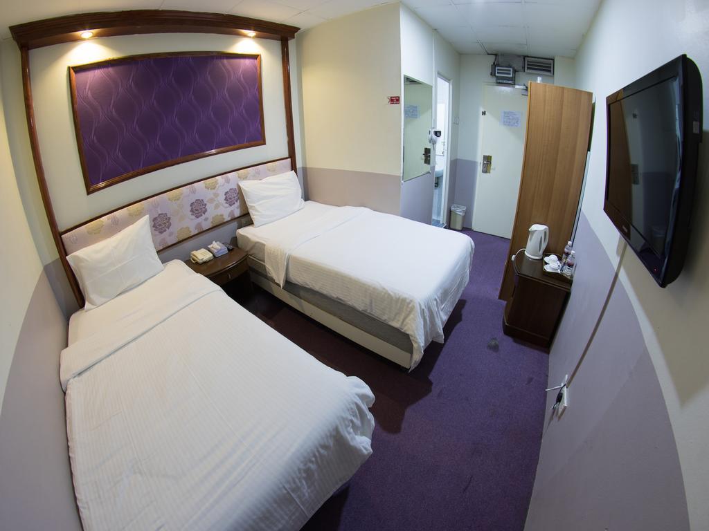 Hotel 165