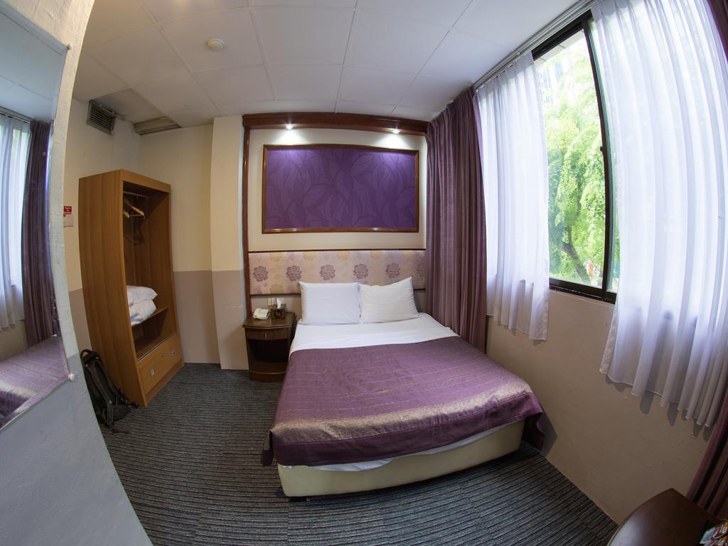 165 Hotel
