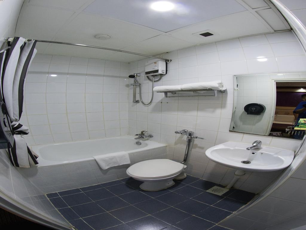 Hotel 165 Singapore