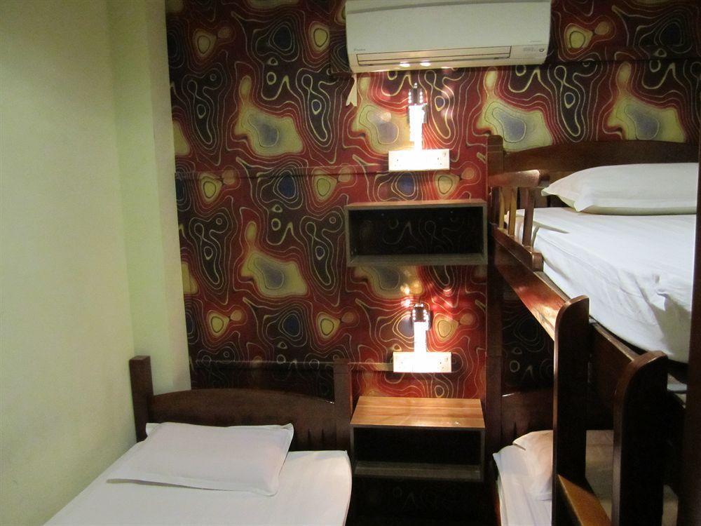 Mercury Backpackers Singapore