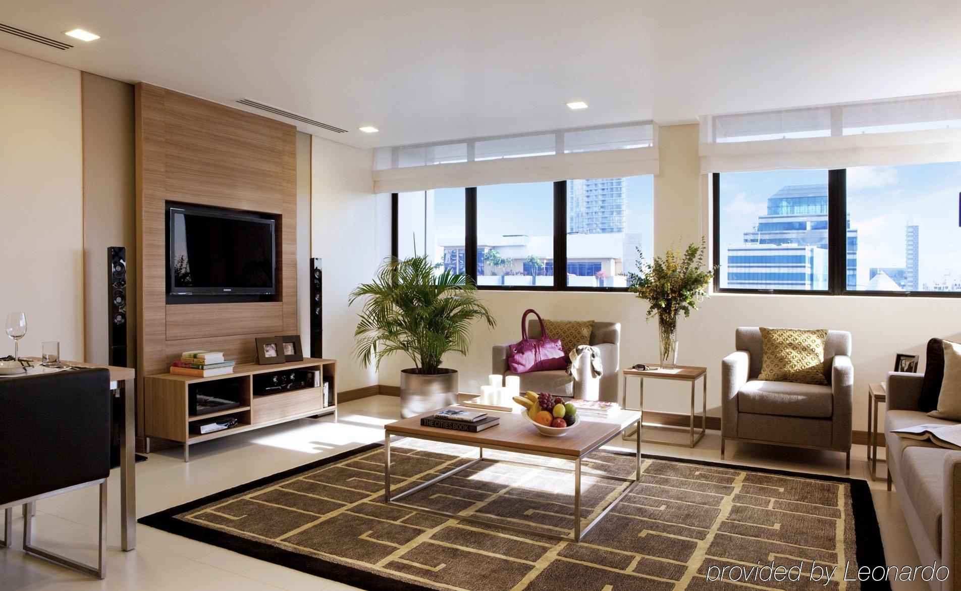 Novotel Living Orchard Aparthotel 4*