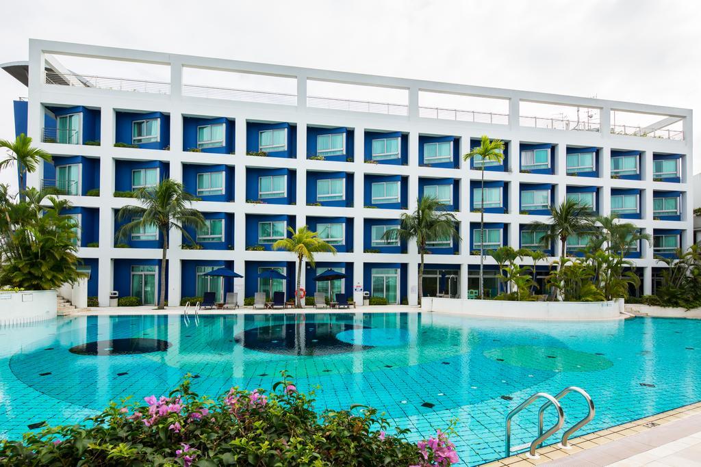 Republic Of Yacht Club 4*