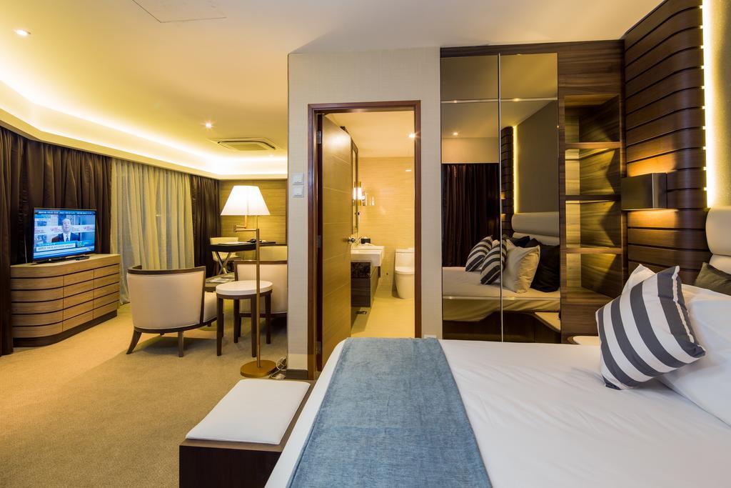 Republic Of Yacht Club Hotel 4*