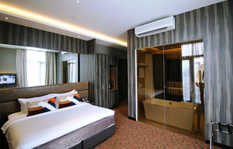 Aqueen Paya Lebar Hotel Singapore