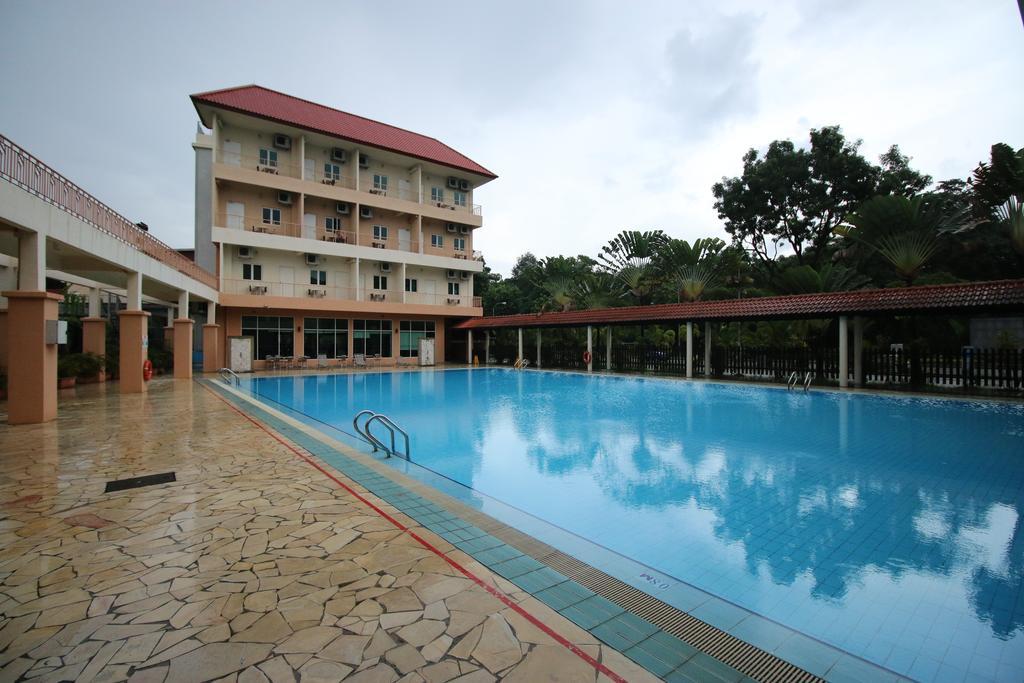 Aparthotel Cove D'arena 3*