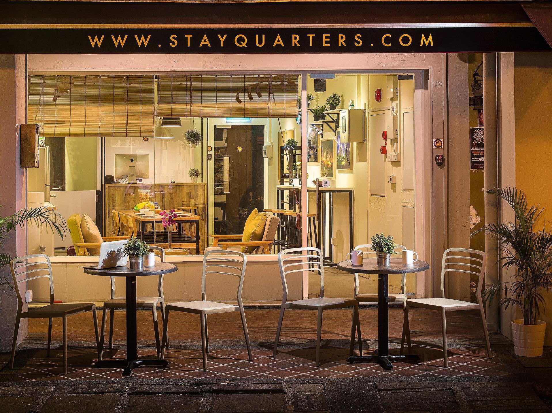 Quarters Capsule 2* Singapore
