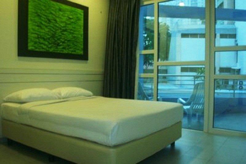 Hotel 81 Elegance