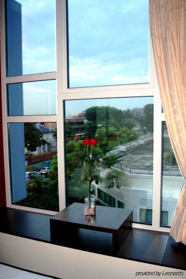 81 Kovan Hotel Singapore