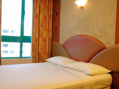 81 Orchid Singapore