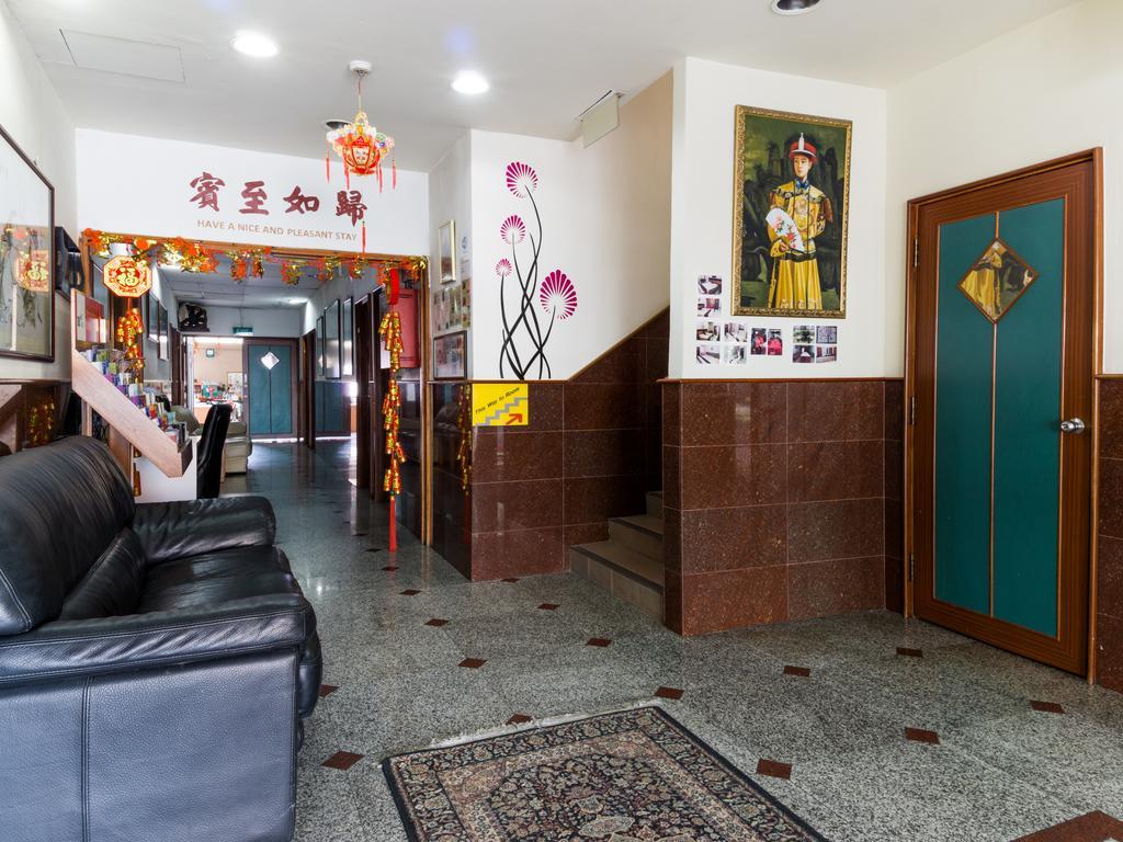 Hotel Reddoorz Near Aljunied Mrt Singapore