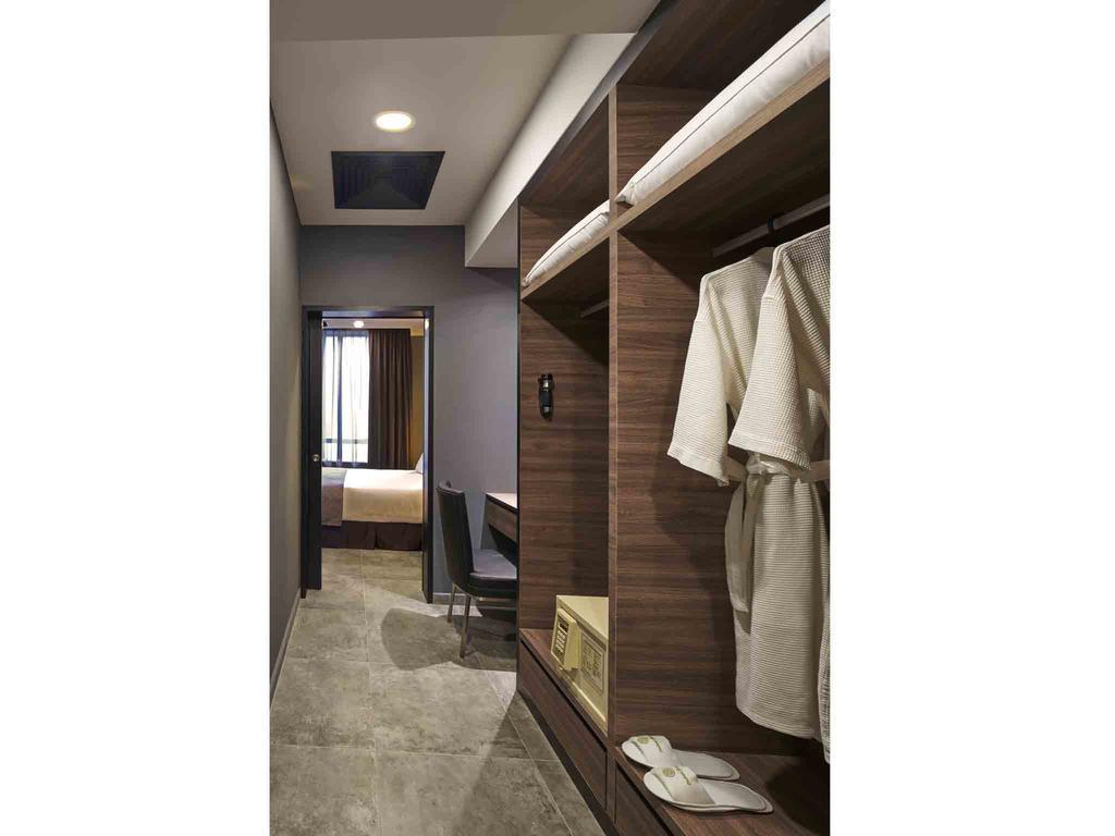 Aparthotel Orchard Grand Court 4*