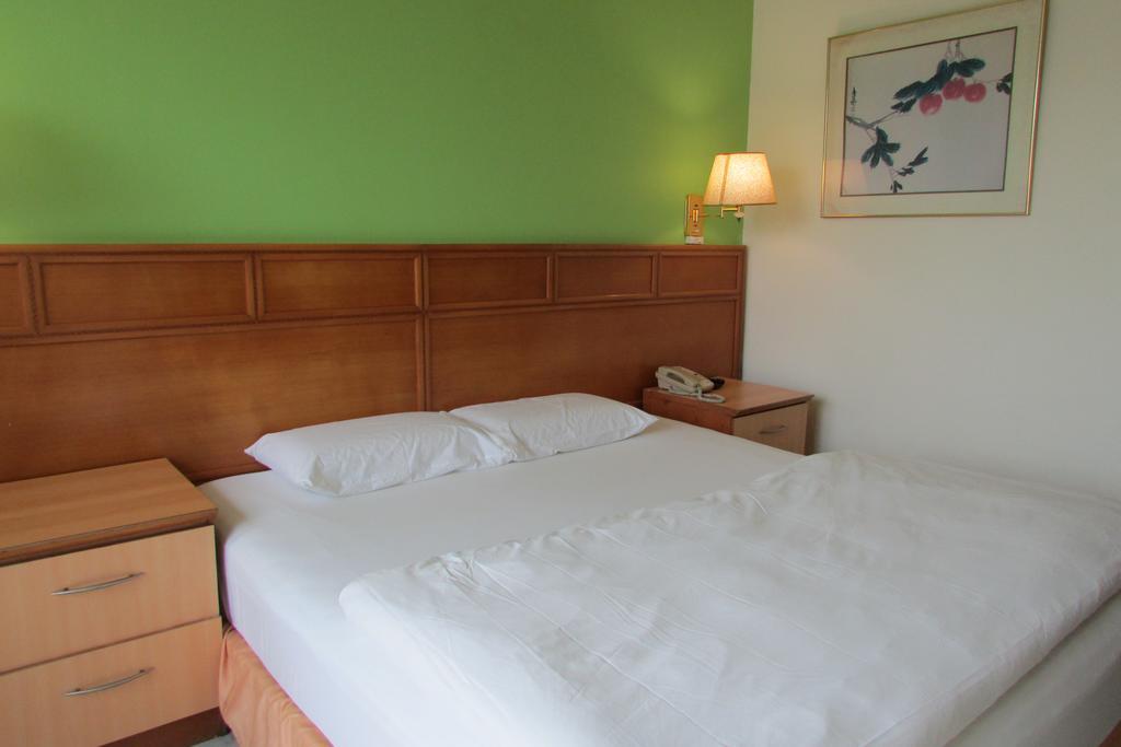 Bright Star Hotel Singapore