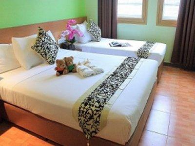 Fragrance - Rose Hotel Singapore