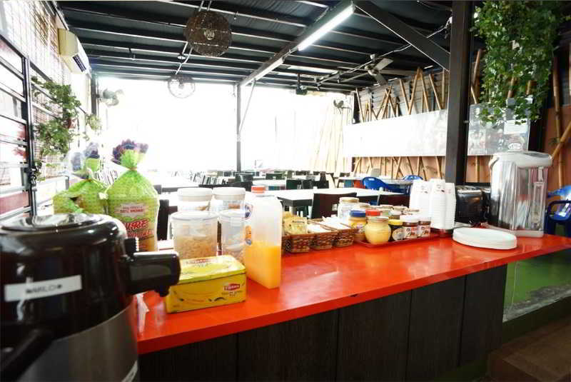 G4 Station Backpackers * Singapore