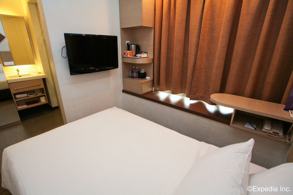 Aqueen Balestier Hotel