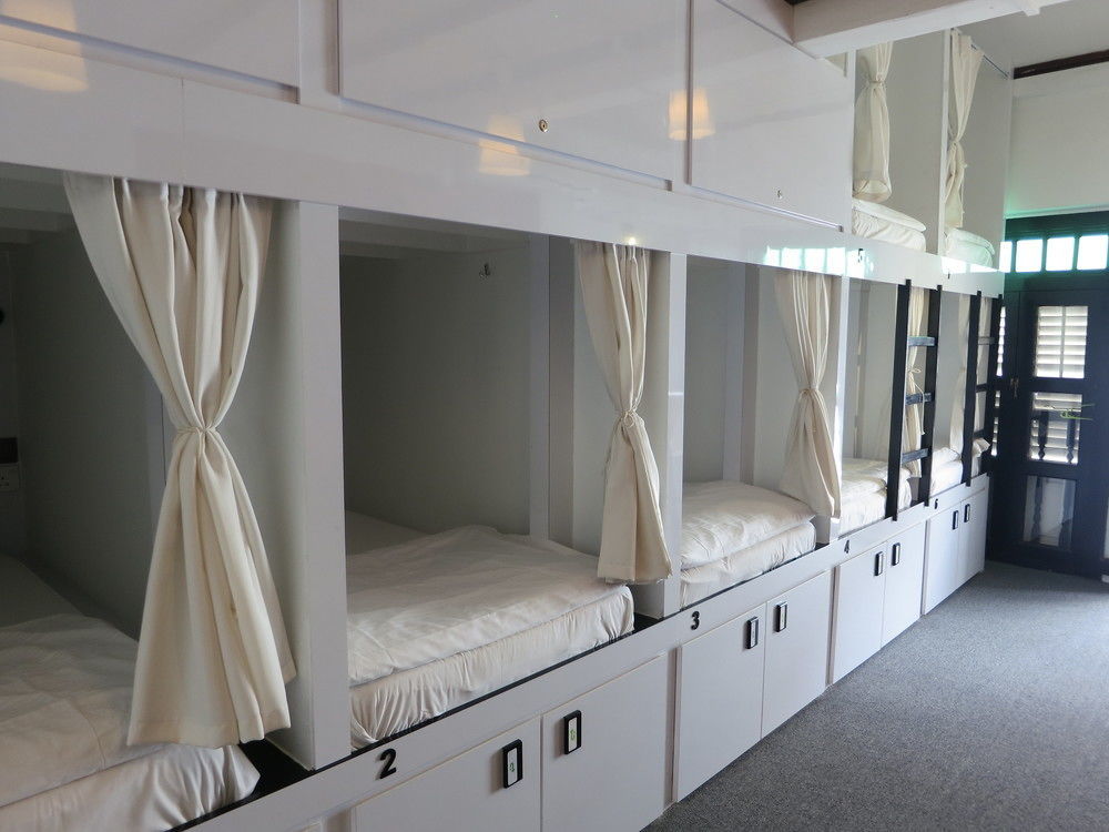 Wink At Mosque Street Capsule hotel 2*