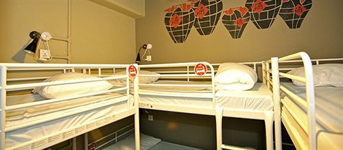 Beds And Dreams @ Chinatown 2
