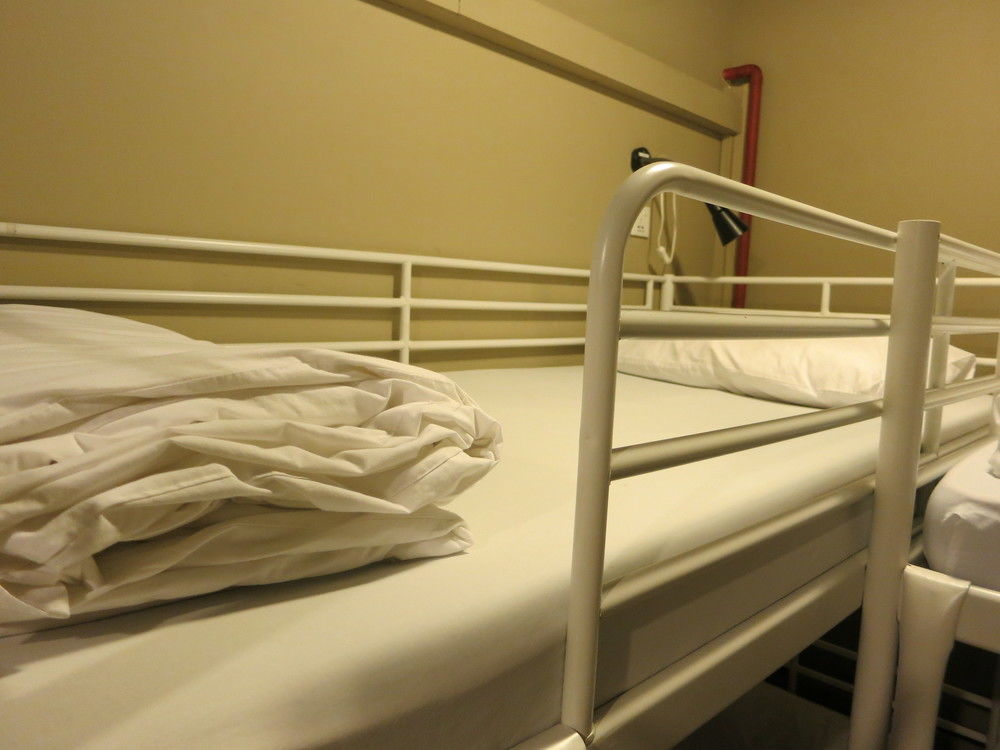 Beds And Dreams @ Chinatown 2 *
