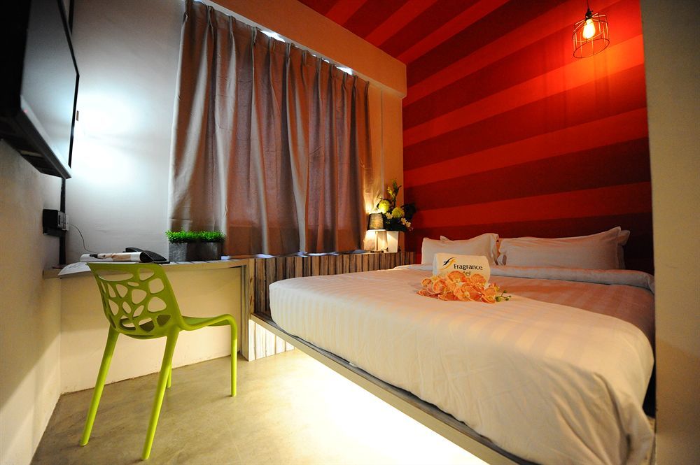 Ibis Budget Pearl 2* Singapore