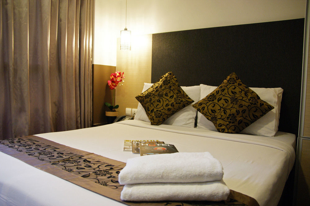 Hotel The Snooze At Bugis Singapore