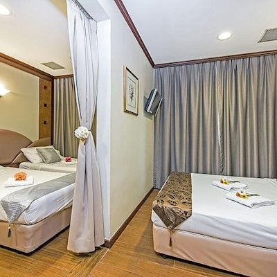 81 Orchid Hotel Singapore