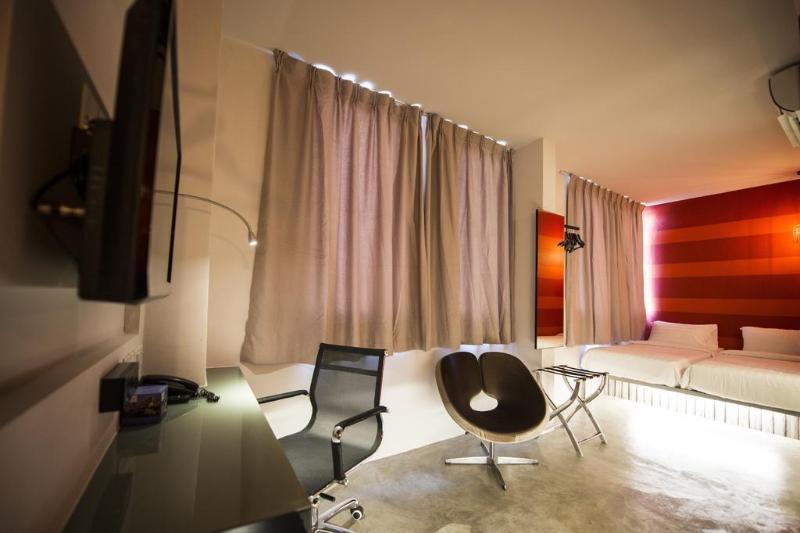 Ibis Budget Pearl Hotel