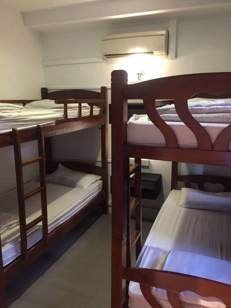 Hostel Mercury Backpackers *