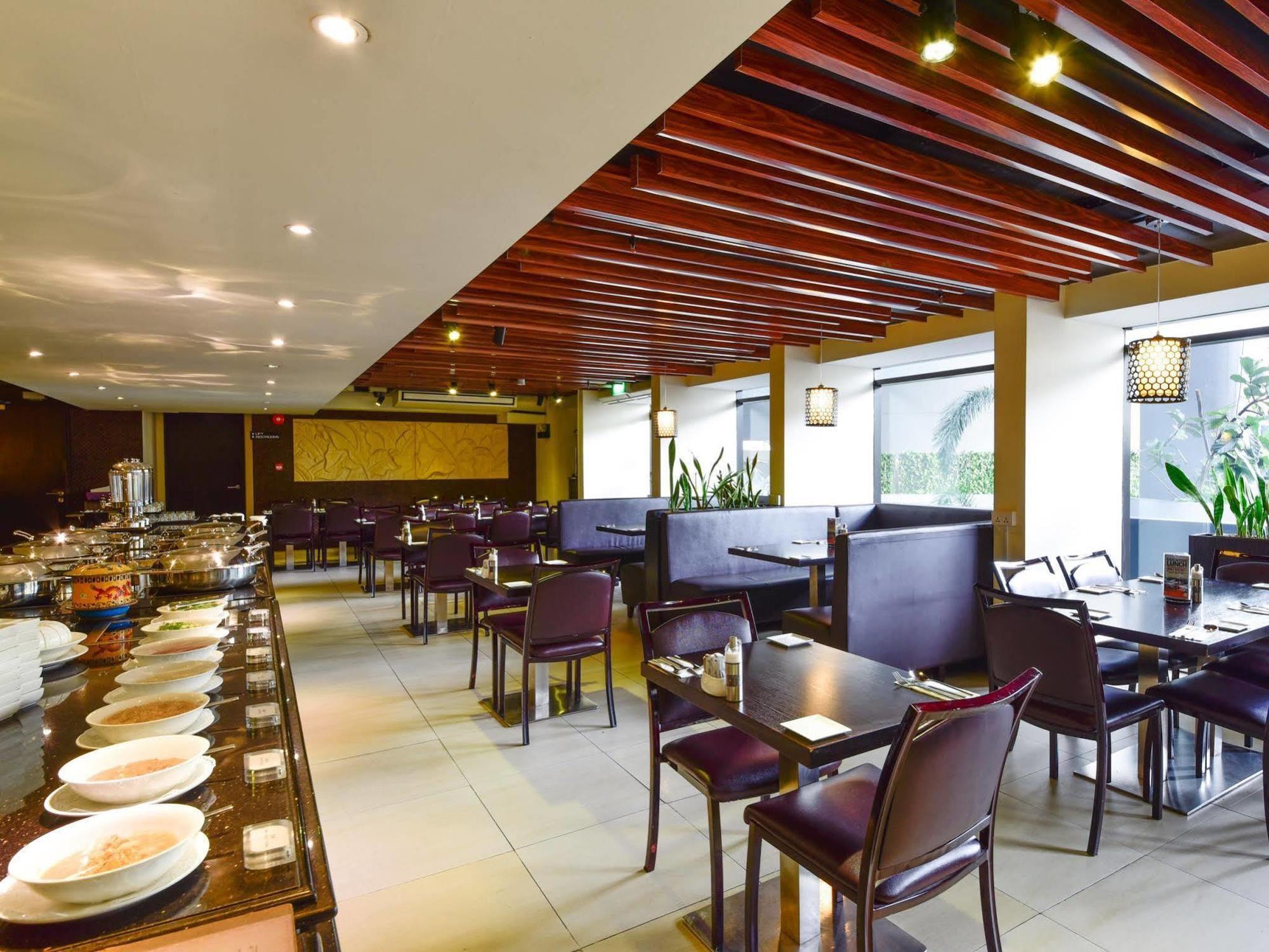 Travelodge Harbourfront Singapore