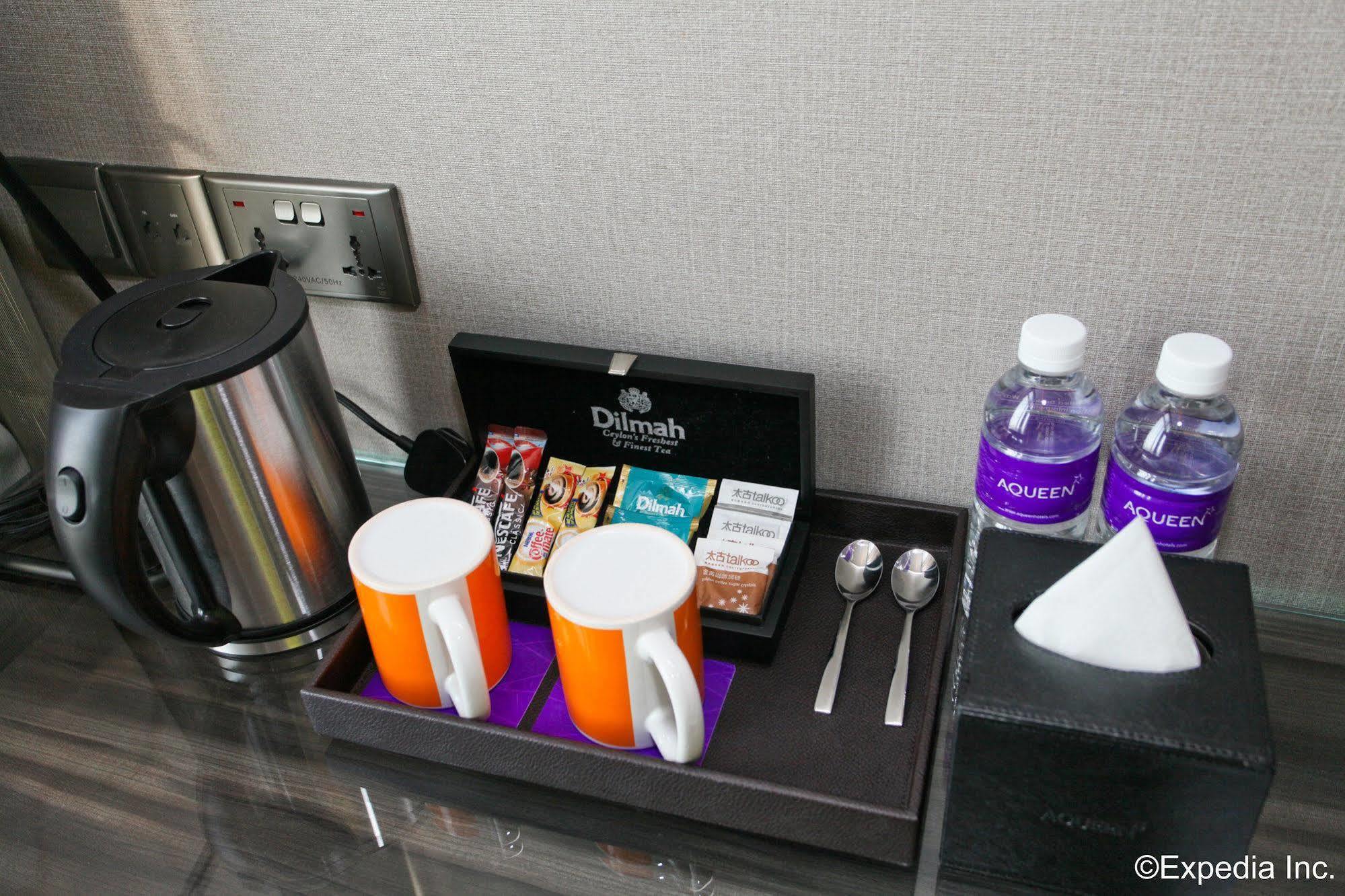 Aqueen Paya Lebar 4* Singapore