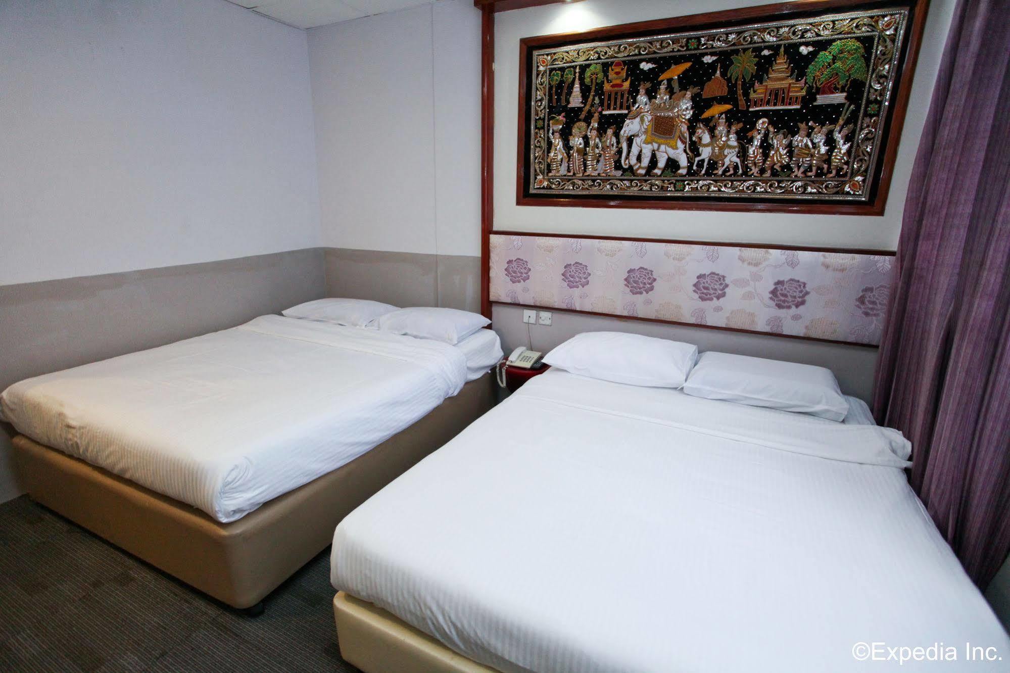 Hotel 165