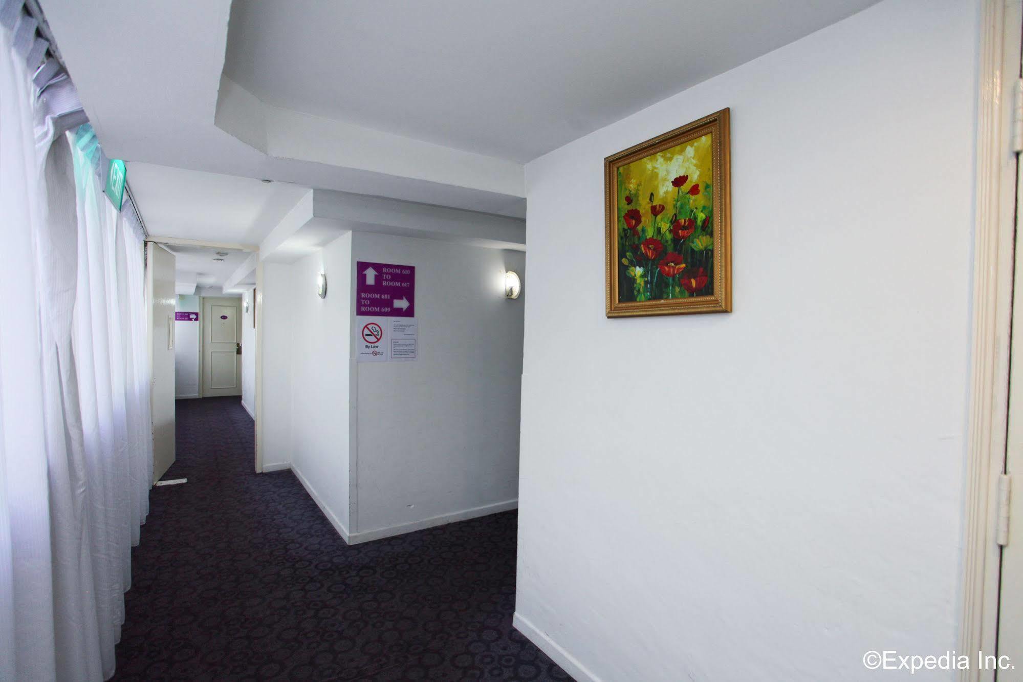 Hotel 165