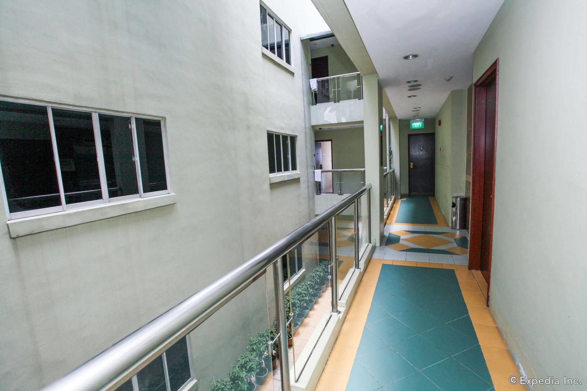 Hotel Hi Dot 3*